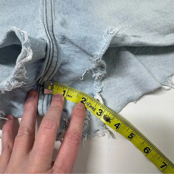 Abercrombie & Fitch "The Mom Short" High Rise Curve Love Size 35/20 - Picture 4 of 8